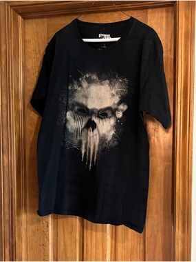 Ranger Up Black Graphic Skull Tee - Men